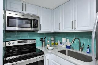 ZolMare by StayMareni - Ocean Views and 2 Balconies Suite - Myrtle Beach - 7