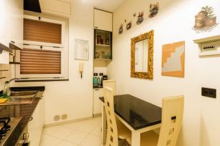 Camera con Terrazza vista panoramica ed uso Cucina in Casa quadrilocale Alassio - Alassio - 1