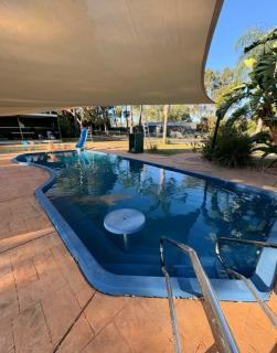 Lambert's Little Paradise - Altona - 4