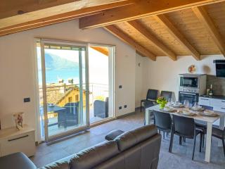 Andrea Vista Lago - 4