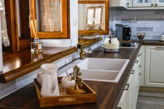 White Memories boutique home - 3