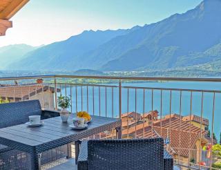 Andrea Vista Lago - 0