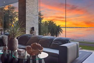 Ultra-private Waterfront Penthouse - Tampa - 7