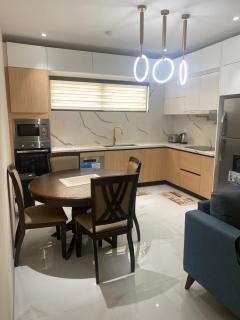 Allman luxurious one bedroom near beaches - 5