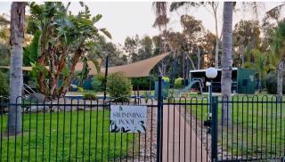 Lambert's Little Paradise - Altona - 0