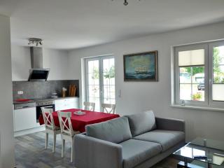 Feldstrasse 3 b - 4