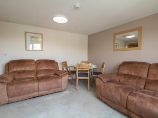 The Firelight Flat at Marine Court - Littlehampton - 9