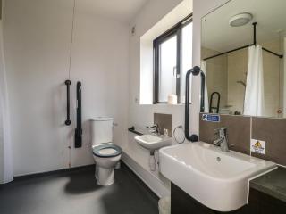 The Sandbar Suite at Marine Court - Littlehampton - 5