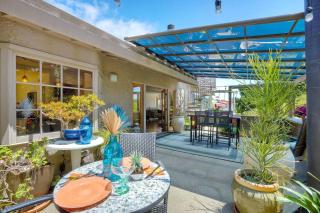 Serene Coastal Home Sleeps 8 - 1 Mile from Beach - Encinitas - 0