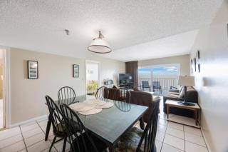 407 Beach Place Condos - St Pete Beach - 2