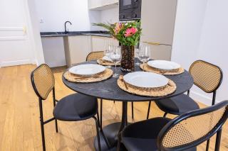 1 Chambre - Ascenseur - Spacieux - Proche Métro - 2