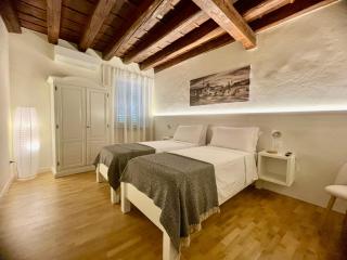 Sgarzarie Apartment Verona - 9