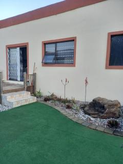 Ocean Wave Chalets Unit 2 - Hibberdene - 0
