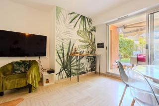 Superb apartment with terrace and garden - 8
