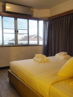 Casa Nimmana King Bed 4Pax - Nimman - 2