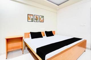 Hotel O Sri Vishnu Prime Opposite The Studio Salon, Kundalhalli Gate - 1