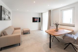 Privat-SPA mit Whirlpool und Sauna für 5 Personen! - Winterthur - 5