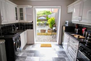 Spacious 3 Bedroom Home on South Shields Coast - 9