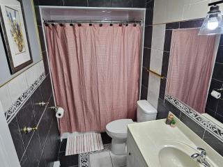 Cozy & Quiet Room - Windsor - 7