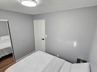 Cozy & Quiet Room - Windsor - 3