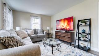 Family Retreat Near Yale - Stylish Free Wifi - New Haven - 5