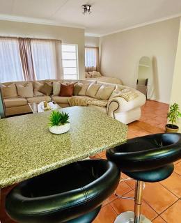 Niizala Apartments - Windhoek - 2