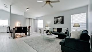 Shell Seeker Villa - Near IMG and Beaches - 0