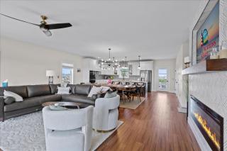 Seas The Moment -  - 3