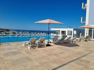 Ocean View Apartments - 2