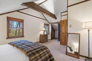 Rainbow Falls Cabin - Sauna - Hot Tub - Foosball - Sapphire - 3