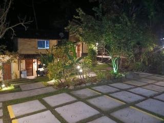 Chalé Bonito Pousada em Paraty - Acomodações Privativas e Completas - Natureza - Wi-fi - TV - Garagem - 1