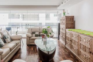 Elegant 2BR Scenic Balcony - Lima - 4