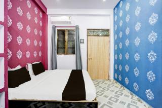 Hotel O City 99 Stay Inn Sarnath station - 6