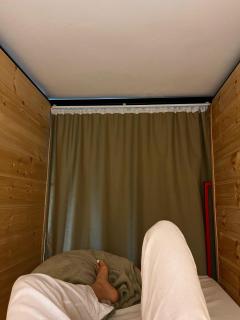 Queen-V Hostel - 8