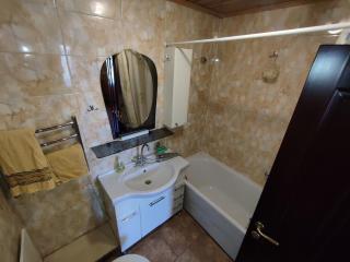 Pochayev Home - Rozhny - 3