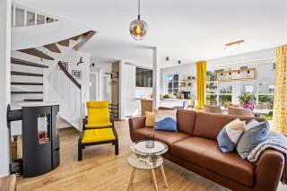 "Dünenrose" und "Tuttelduuv" unter Reet mit Kamin und Garten - 7