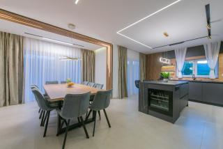 Villa River Rose with pool and jacuzzi, near the river beach - 4