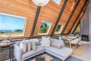 Pet Friendly & Private Hot Tub - Sea Ranch - 4