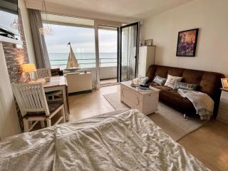 "Heimathafen" Steinwarder 37, 4 Etage, Wohnung 8 - 3