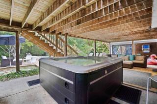 Classic Southampton Home: 5BR, Pool,Jacuzzi, Cooper's Beach - Southampton - 7