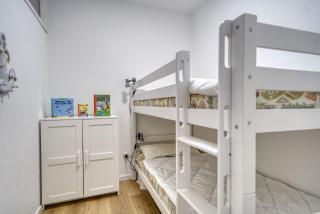 3AM28 ,,Aquamarina" 28 Steinwarder 11 - 7