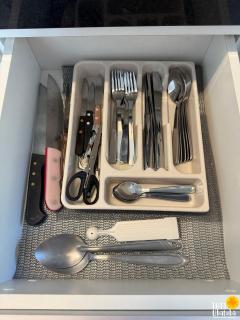 Apto completo e confortável com roupa de cama nas Toninhas – Condomínio Lumière - 1