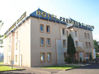 Premiere Classe Niort Est - Chauray - Niort - 9