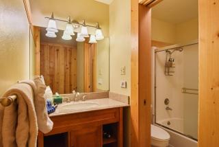 Northstar Beauty Studio Condo in Heart of Resort - 4