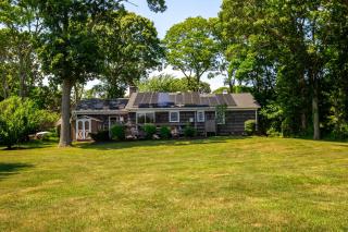 Private Waterfront Home: Dock, Kayaks - Southold - 9