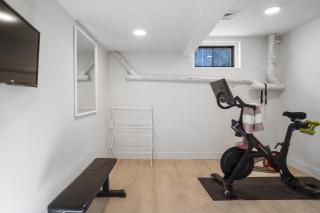 East Hampton Retreat: Heated Pool, BBQ,Home Office - 2