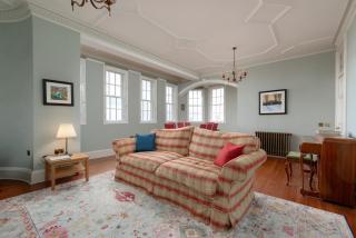 Edinburgh Luxury and Spacious 4-Bedroom Apartment at Ramsay Garden - next to Edinburgh Castle and Royal Mile - Edimburgo - 3