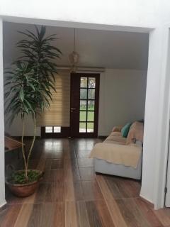 Casa hexagonal con domo - - 4
