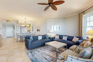 Oceanfront Condo with Great Ocean View, Balcony, Fast WiFi & 2 Shared Pools - 6