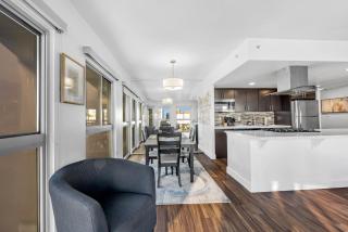 Modern Luxury 2 Bed with Panoramic City Views in Downtown LA - 7